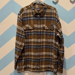 Patagonia Brown and Blue Plaid Casual Button Down Shirt